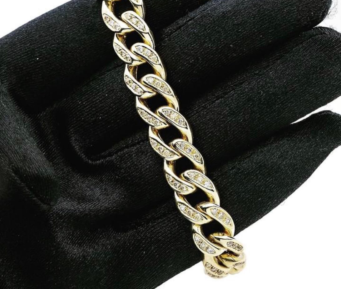 Yellow Gold Bracelets